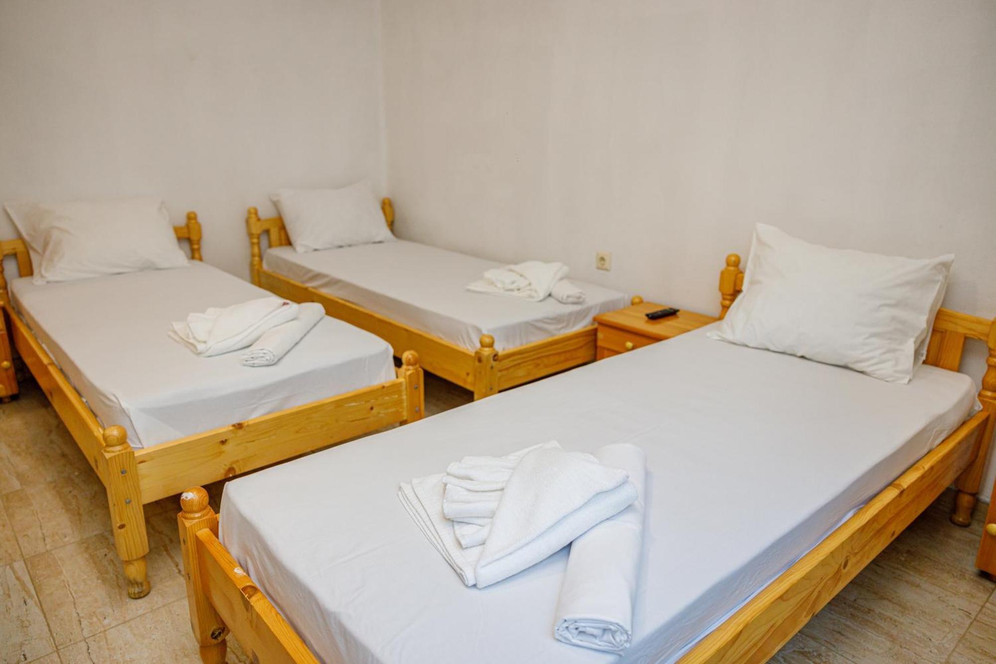Family Hotel Silitur Ahtopol Extérieur photo