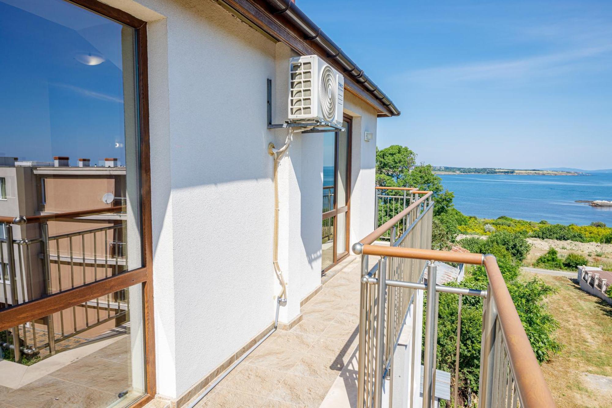 Family Hotel Silitur Ahtopol Extérieur photo