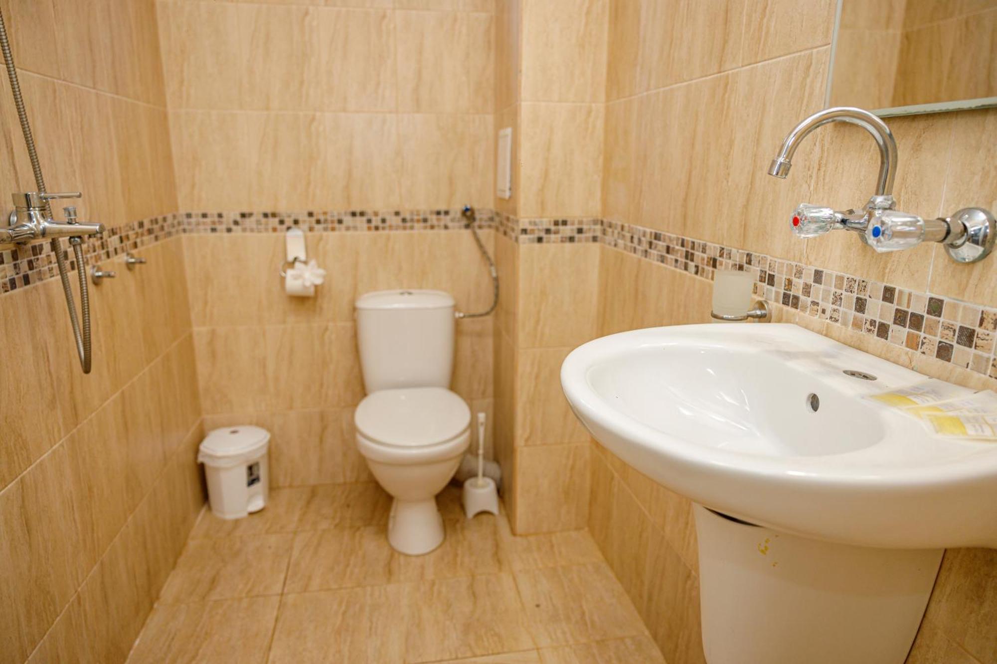 Family Hotel Silitur Ahtopol Extérieur photo