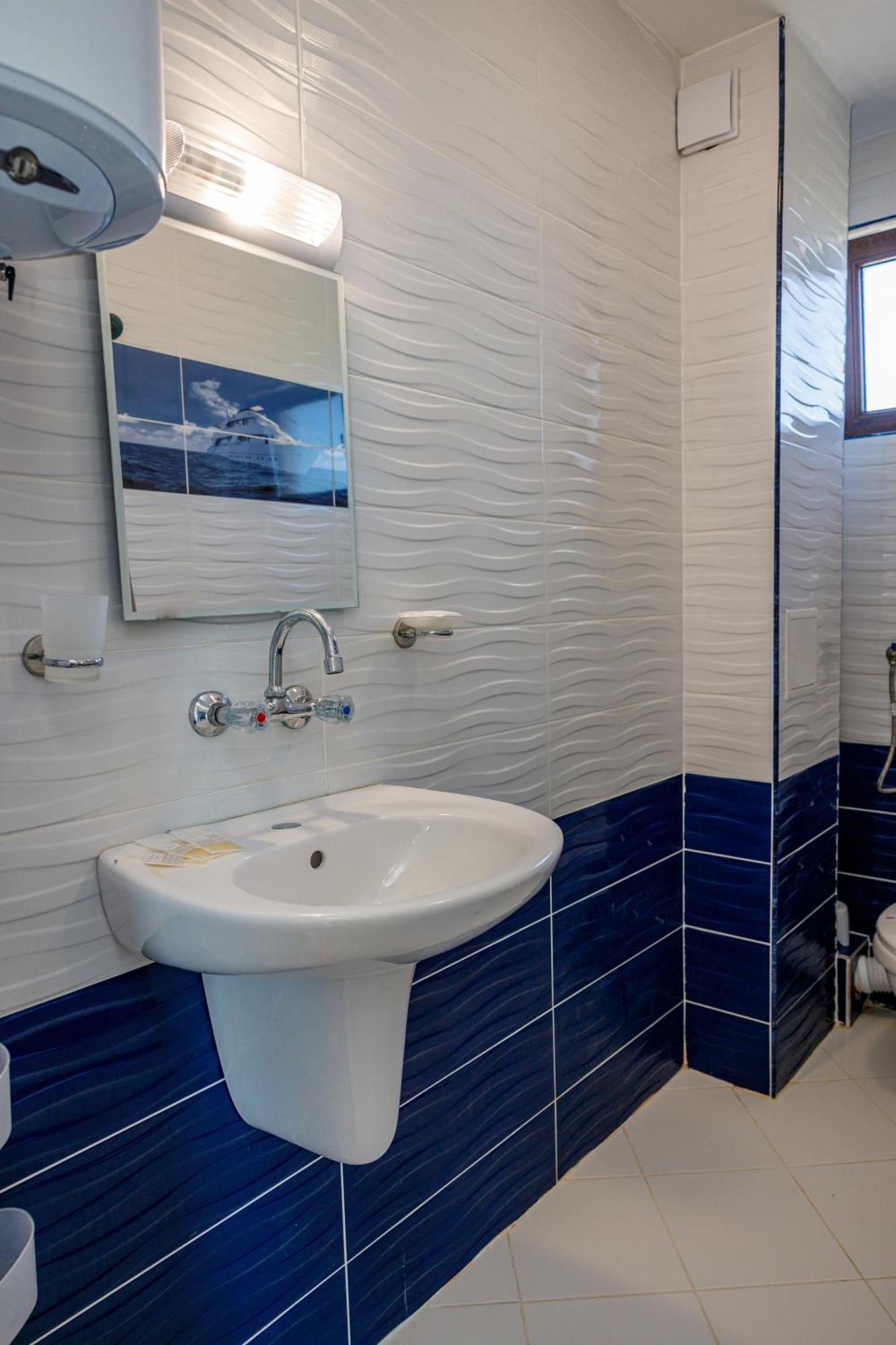 Family Hotel Silitur Ahtopol Extérieur photo